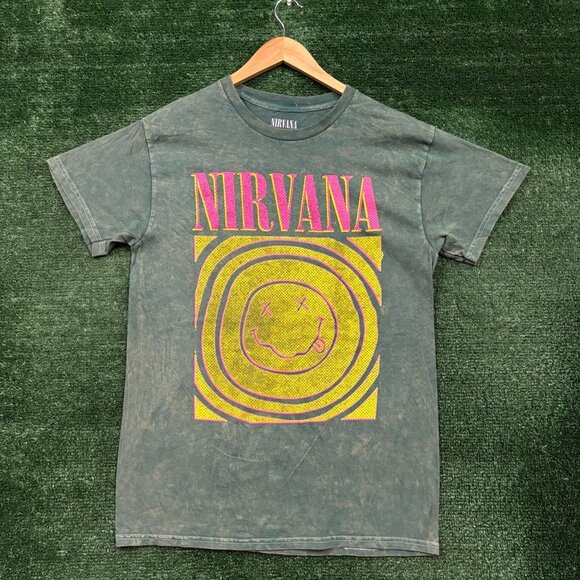 Nirvana Smiley Face T-shirt size medium - Picture 1 of 4